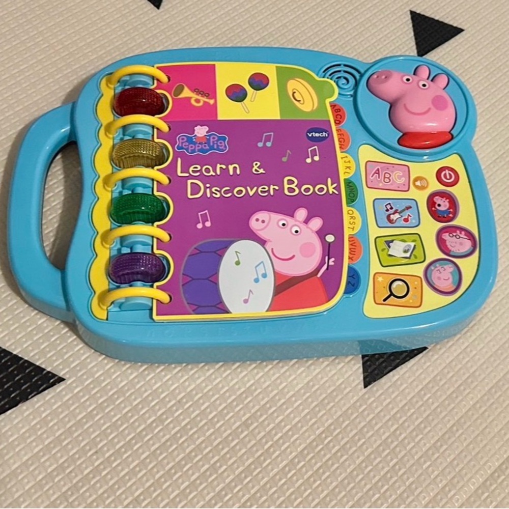 Vtech Peppa Pig Learn & Discover Book Excellent Used Condition